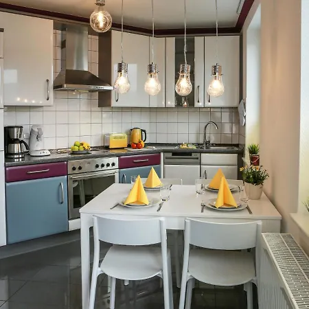 Apartment Mit Balkon Und Toller Aussicht *